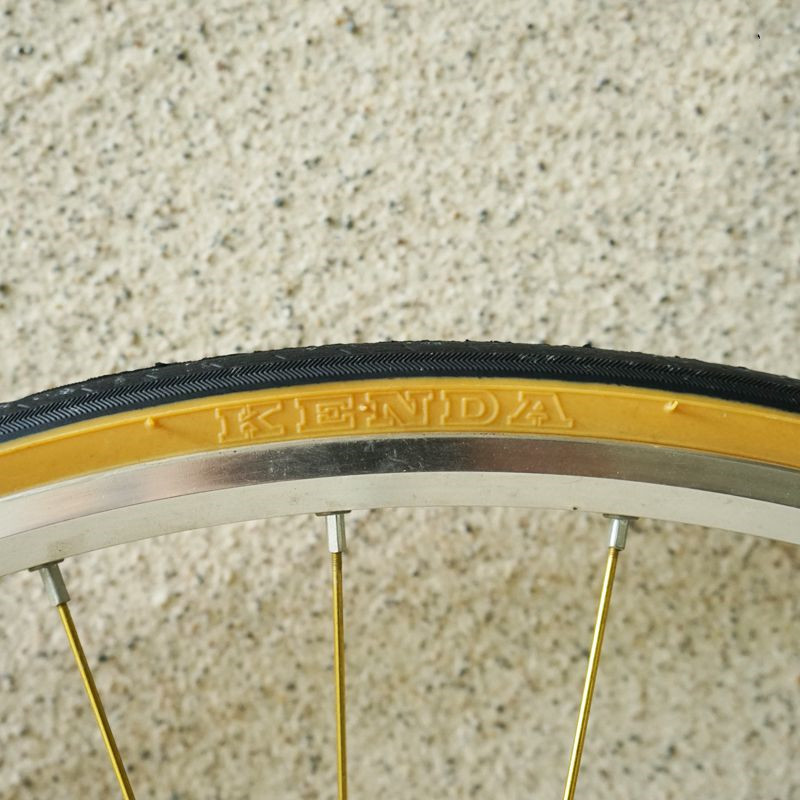 Retro Bicycle Tires 700C Road  - مراجعة Yellow Cycling Gear وسعره