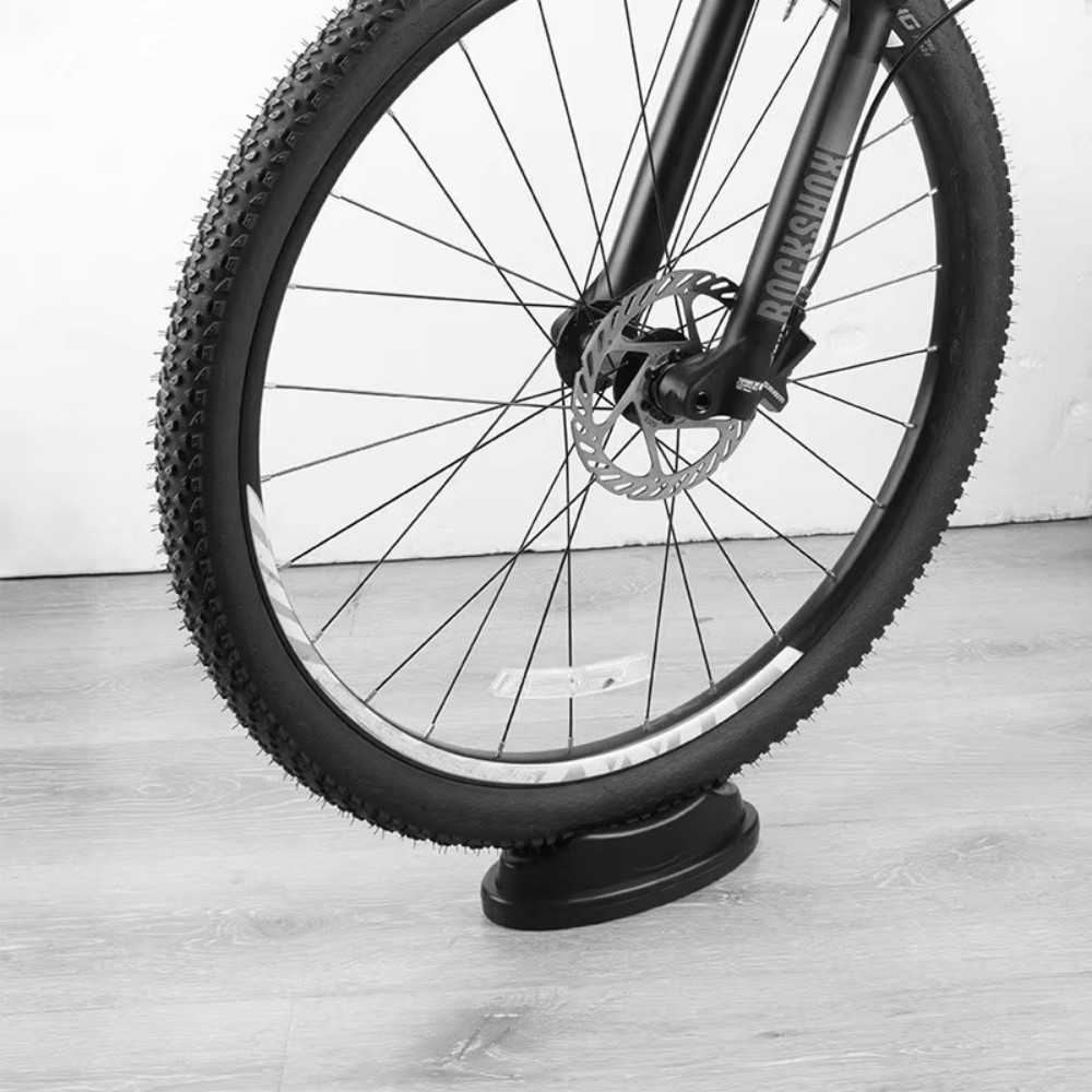 Stable Bike Trainer Training S - مراجعة Cycling Gear Holder وسعره